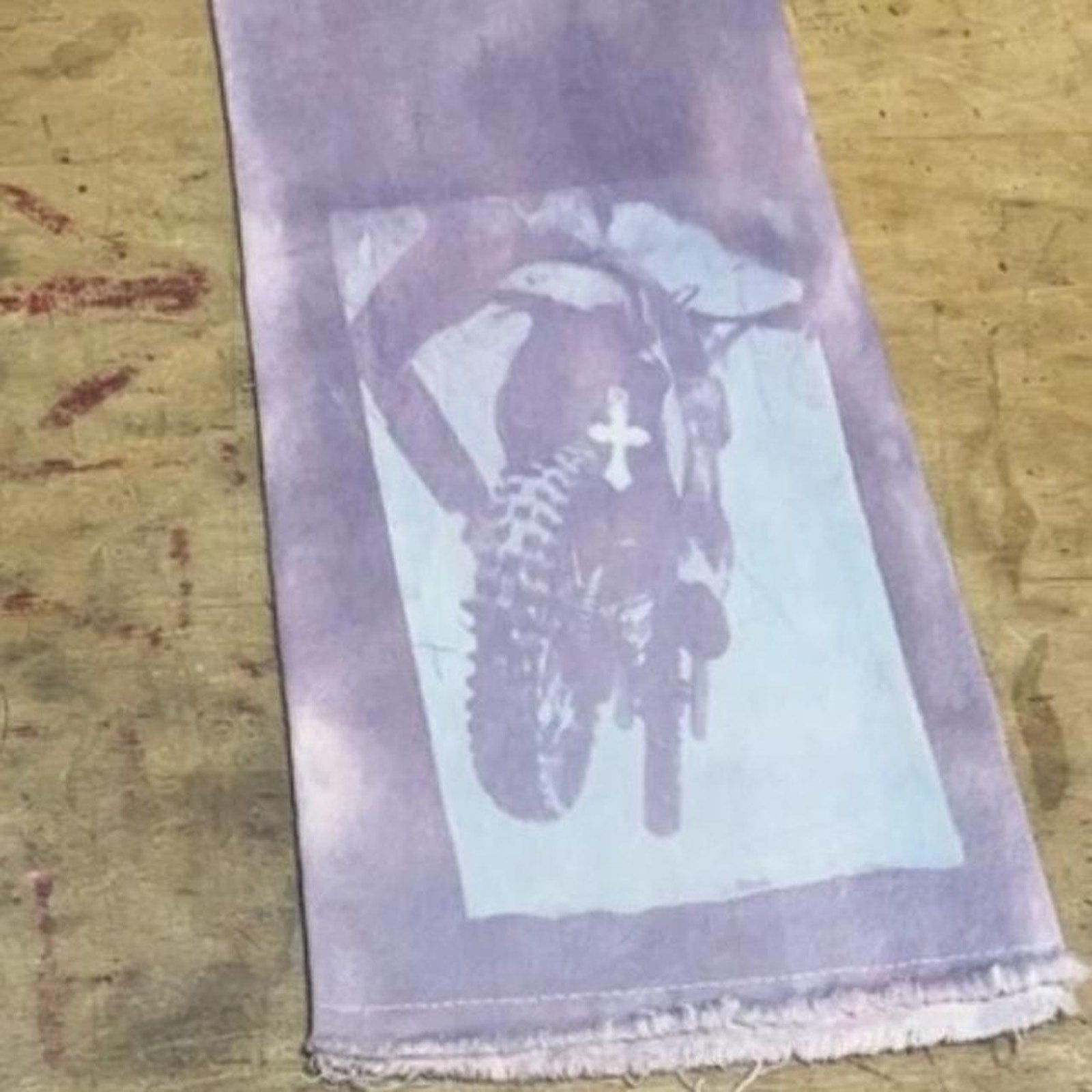 Sunprinted flared jeans